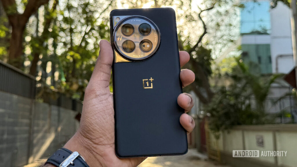 OnePlus 15’s SuperBlack could be the blackest black color we’ve seen on a phone