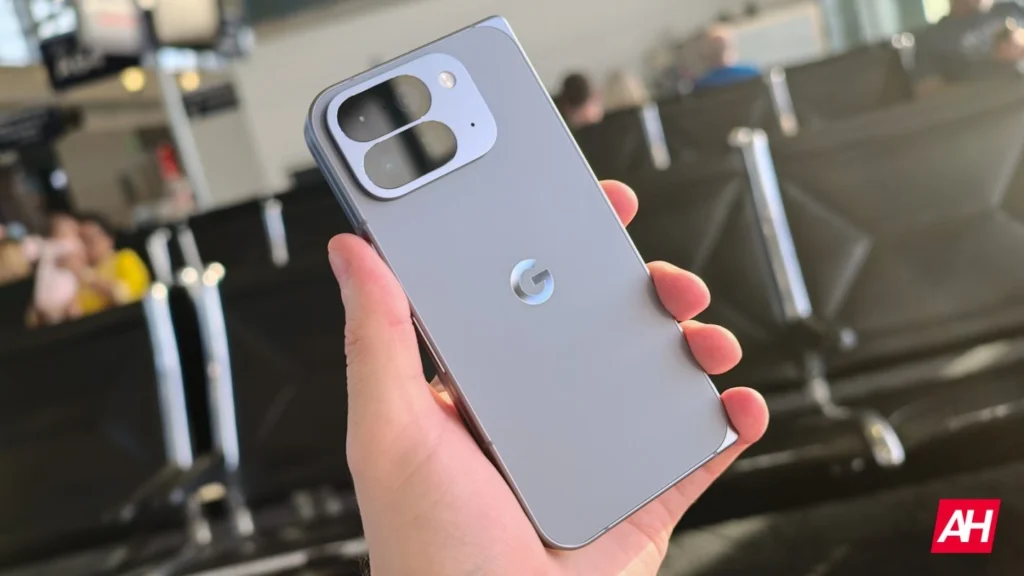 The AI-Powered Foldable That Finally Gets It Right (Mostly)