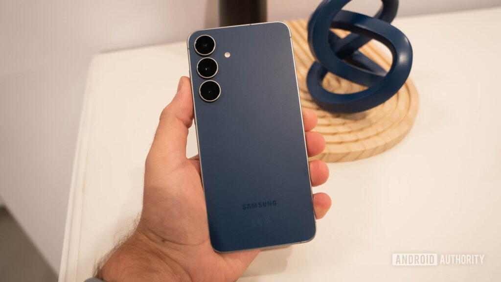 You can get the Samsung Galaxy S25 FE for just $499.99