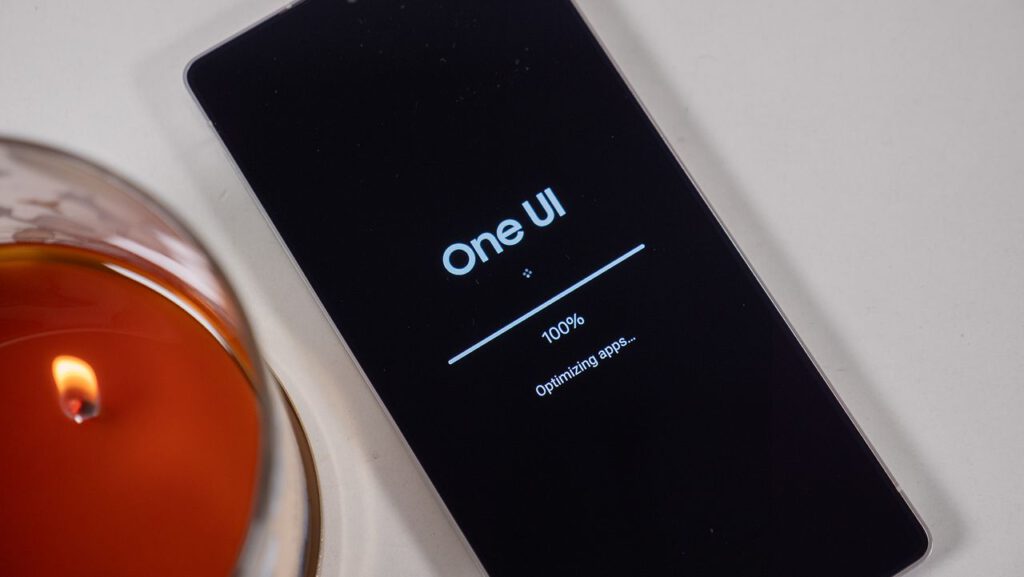 One UI 8.5 could give you a fancy lock screen effect when you switch songs