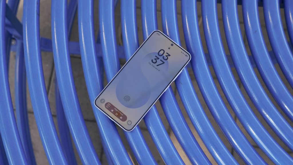 Verizon is back with a FREE Samsung Galaxy S25 when you add a line on select plans