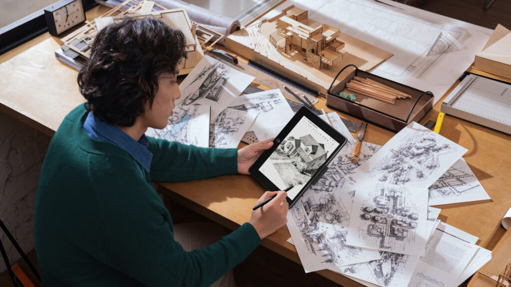 The Note A1 NXTPAPER arrives with specs that contrast the Kindle Scribe’s E-Ink approach