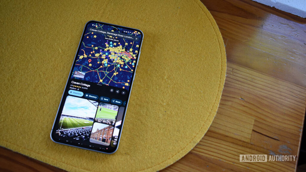 Google Maps may now force you to sign in before showing photos and reviews